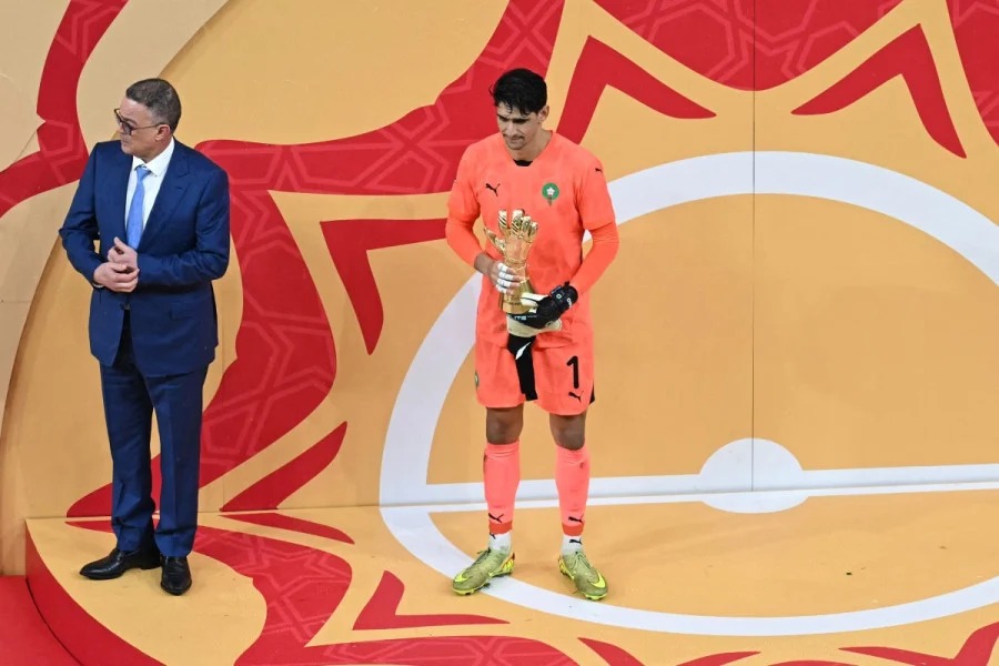 Yassine Bounou Golden Glove