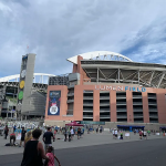 Lumen Field guide to World Cup 2026 matches, capacity, location, grass pitch, Seattle transit, USA game and Round of 16 role.